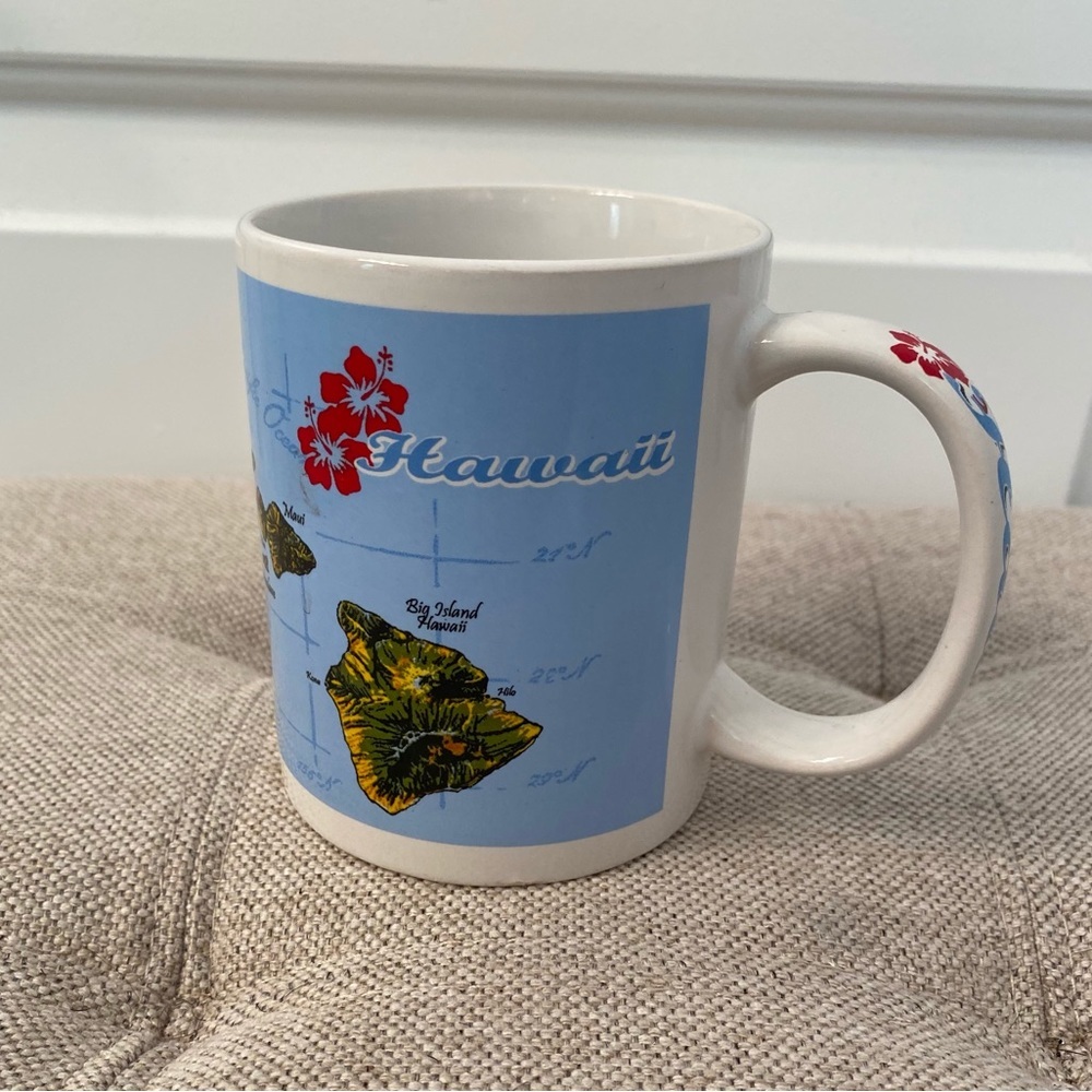 Hilo Hattie-Hawaiian Islands-Coffee Mug, Hawaii Map Souvenir Mug RARE
